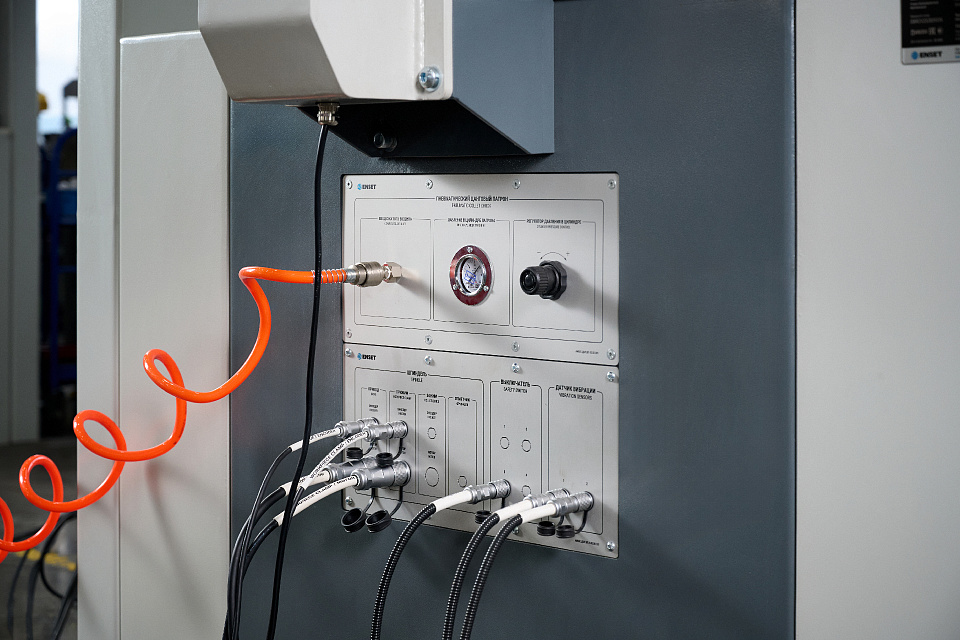 balansirovochnyj-stanok-dlya-krylchatok-konsol-60 4@Станок для балансировки роторов Серия ВЕРТИКАЛЬ
balansirovochnyj-stanok-dlya-krylchatok-konsol-60 5@Станок для балансировки рабочих колес Серия ВЕРТИКАЛЬ
balansirovochnyj-stanok-dlya-krylchatok-konsol-60 7@Станок для балансировки тормозных дисков Серия ВЕРТИКАЛЬ
balansirovochnyj-stanok-dlya-krylchatok-konsol-60 8@Балансировочный станок Серия ВЕРТИКАЛЬ
balansirovochnyj-stanok-dlya-krylchatok-konsol-60 9@Фото станка для балансировки роторов Серия ВЕРТИКАЛЬ
balansirovochnyj-stanok-dlya-krylchatok-konsol-60 6@Балансировочный станок Серия ВЕРТИКАЛЬ от Энсет