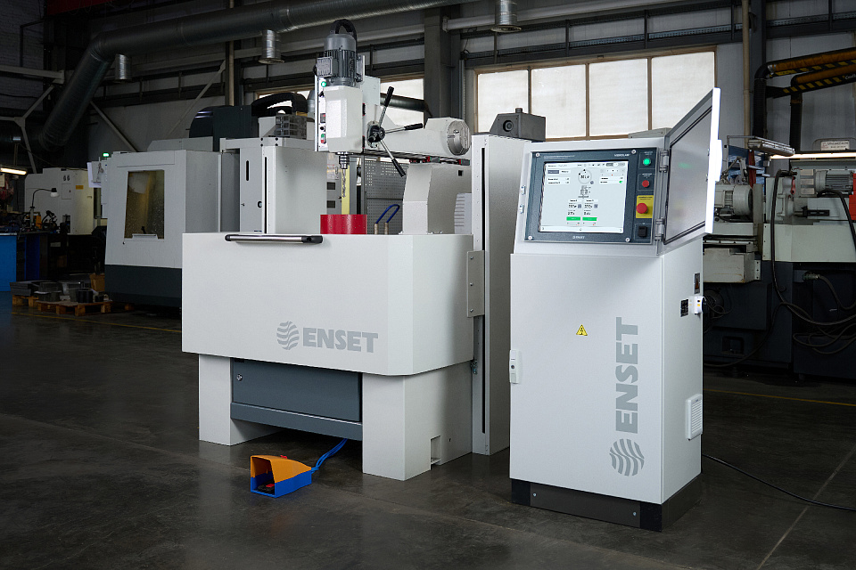 balansirovochnyj-stanok-dlya-krylchatok-konsol-60 4@Станок для балансировки роторов Серия ВЕРТИКАЛЬ
balansirovochnyj-stanok-dlya-krylchatok-konsol-60 5@Станок для балансировки рабочих колес Серия ВЕРТИКАЛЬ
balansirovochnyj-stanok-dlya-krylchatok-konsol-60 7@Станок для балансировки тормозных дисков Серия ВЕРТИКАЛЬ
balansirovochnyj-stanok-dlya-krylchatok-konsol-60 8@Балансировочный станок Серия ВЕРТИКАЛЬ
balansirovochnyj-stanok-dlya-krylchatok-konsol-60 9@Фото станка для балансировки роторов Серия ВЕРТИКАЛЬ
balansirovochnyj-stanok-dlya-krylchatok-konsol-60 6@Балансировочный станок Серия ВЕРТИКАЛЬ от Энсет